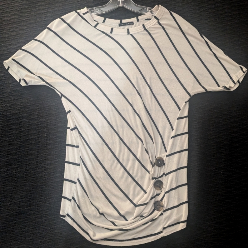 Women's diagonal stripe blouse